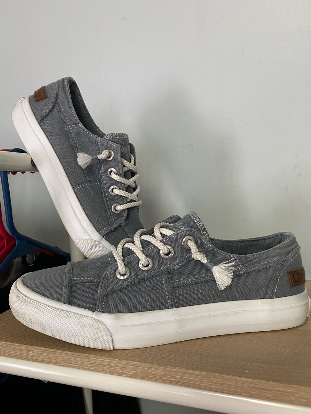 BLOWFISH SNEAKERS - SIZE 7.5